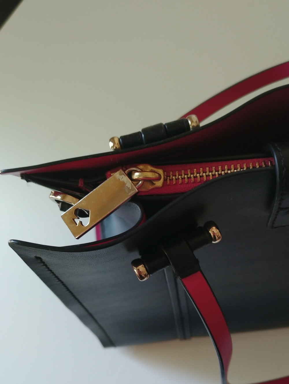 Kate Spade Black Structured Leather Bag with Bright Pink Trim - Picture 9 of 15